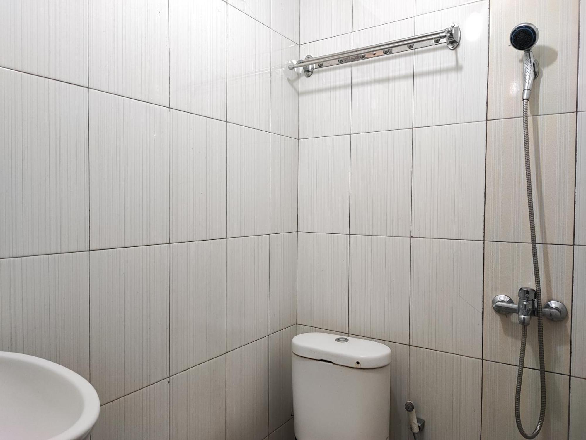 Reddoorz Syariah Near Universitas Batanghari ג'מבי מראה חיצוני תמונה